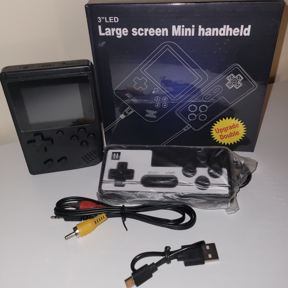 400 Games in one Handheld Game System w controller NWT